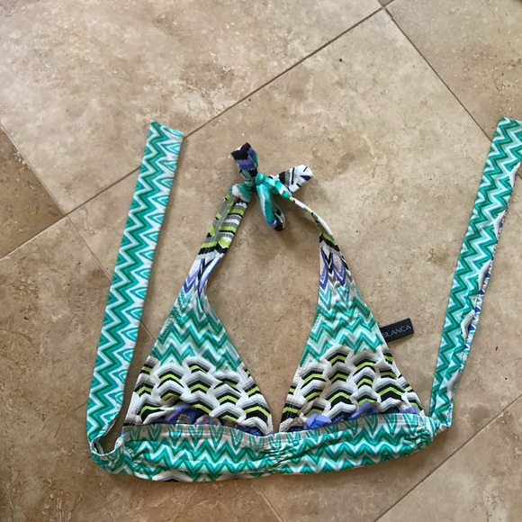 La Blanca Tankini/bikini. 3 pieces. Size 4. Great shape. - Picture 7 of 7